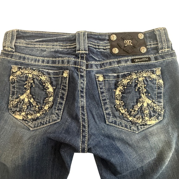Miss Me Peace Sign Embellished Bootcut Jeans Size 27 JP5356B - Picture 8 of 14